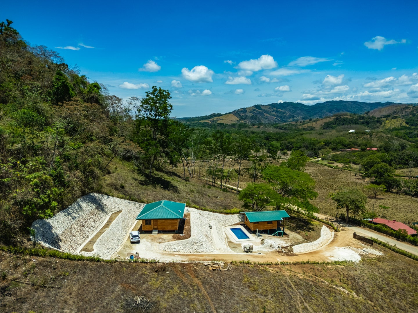 Fertiggestellter Bungalow mit Pool auf eigenem Grundstück in Hojancha, Costa Rica
